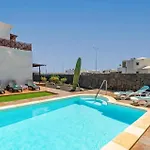 Vista Faro By