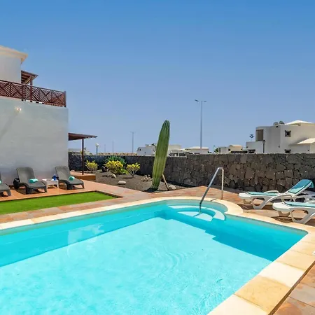 Vista Faro By